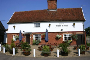 Отель Sibton White Horse Inn  Саксмандхам